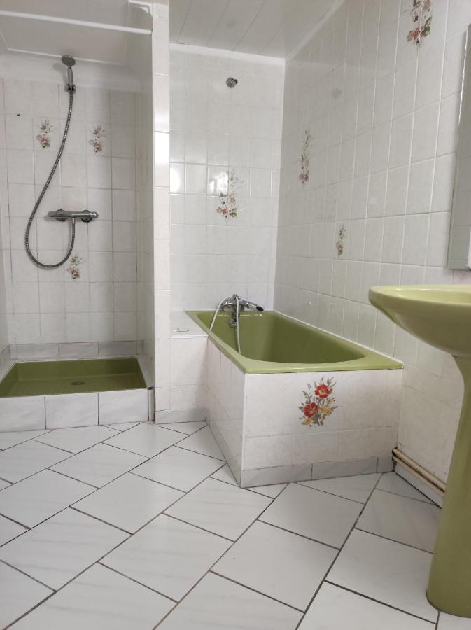 Celles-sur-Plaine Gite "Fils Et Cotons" Piscine Interieure Chauffee A L'Annee Et Sauna Prive מראה חיצוני תמונה